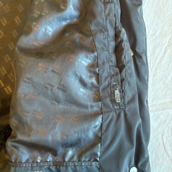 London Fog Coat - Woman's Small Reg.- More like a Medium - Like New - Jet Black - Picture 5 of 9